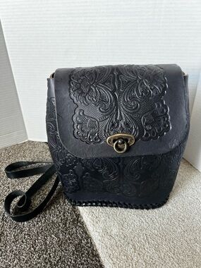 Arte Mestiza Beautiful Black Fully Adjustable Hand Tooled Leather Backpack